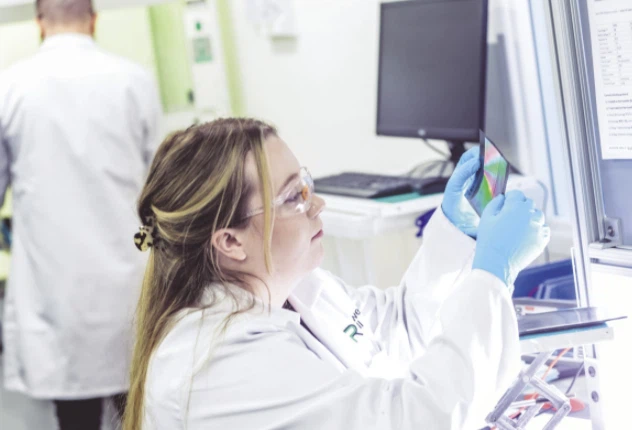 Darllen y Penwythnos: Cynlluniau ar gyfer Cadwyn Gyflenwi Ffotofoltäig Ewrope...